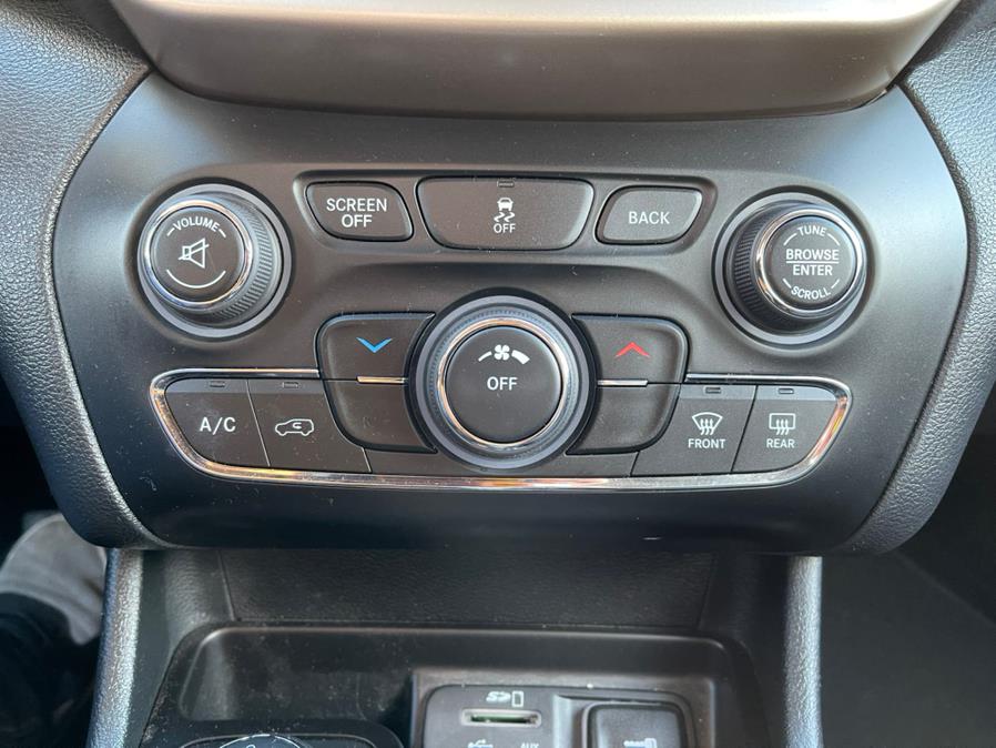 2016 Jeep Cherokee 4WD 4dr Latitude, available for sale in Merrimack, New Hampshire | Merrimack Autosport. Merrimack, New Hampshire 2016 Jeep Cherokee 4WD 4dr Latitude, available for sale in Merrimack, New Hampshire | Merrimack Autosport. Merrimack, New Hampshire