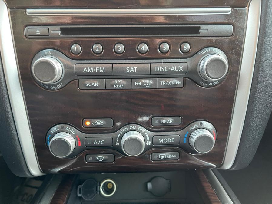 2015 Nissan Pathfinder 4WD 4dr Platinum, available for sale in Merrimack, New Hampshire | Merrimack Autosport. Merrimack, New Hampshire 2015 Nissan Pathfinder 4WD 4dr Platinum, available for sale in Merrimack, New Hampshire | Merrimack Autosport. Merrimack, New Hampshire