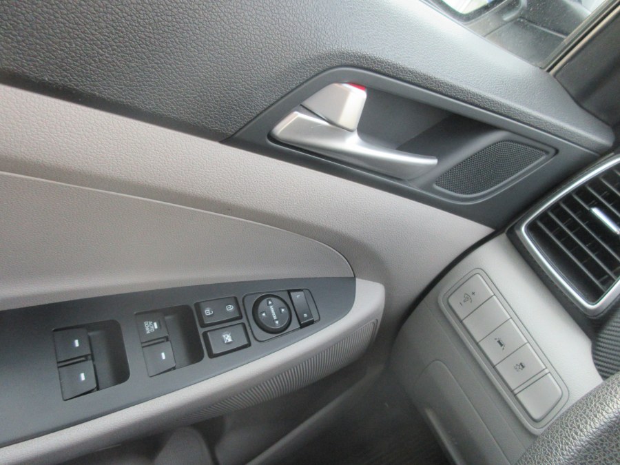 2019 Hyundai Tucson SE FWD, available for sale in Linden, New Jersey | Route 27 Auto Mall. Linden, New Jersey 2019 Hyundai Tucson SE FWD, available for sale in Linden, New Jersey | Route 27 Auto Mall. Linden, New Jersey