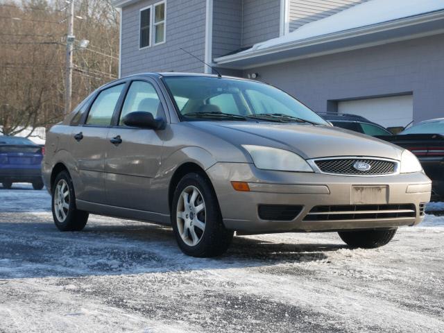 Used Ford Focus ZX4 SE 2005 | Canton Auto Exchange. Canton, Connecticut