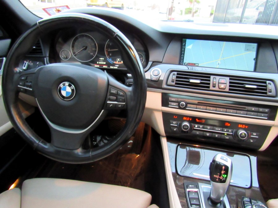2012 BMW 5 Series 4dr Sdn 528i xDrive AWD, available for sale in Paterson, New Jersey | MFG Prestige Auto Group. Paterson, New Jersey 2012 BMW 5 Series 4dr Sdn 528i xDrive AWD, available for sale in Paterson, New Jersey | MFG Prestige Auto Group. Paterson, New Jersey