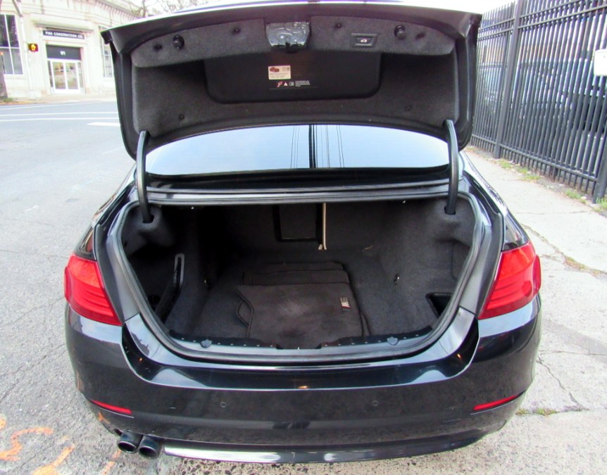 2012 BMW 5 Series 4dr Sdn 528i xDrive AWD, available for sale in Paterson, New Jersey | MFG Prestige Auto Group. Paterson, New Jersey 2012 BMW 5 Series 4dr Sdn 528i xDrive AWD, available for sale in Paterson, New Jersey | MFG Prestige Auto Group. Paterson, New Jersey