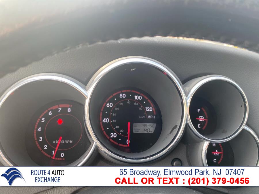Used Toyota Matrix 5dr Wgn XR Auto 2005 | Route 4 Auto Exchange. Elmwood Park, New Jersey Used Toyota Matrix 5dr Wgn XR Auto 2005 | Route 4 Auto Exchange. Elmwood Park, New Jersey