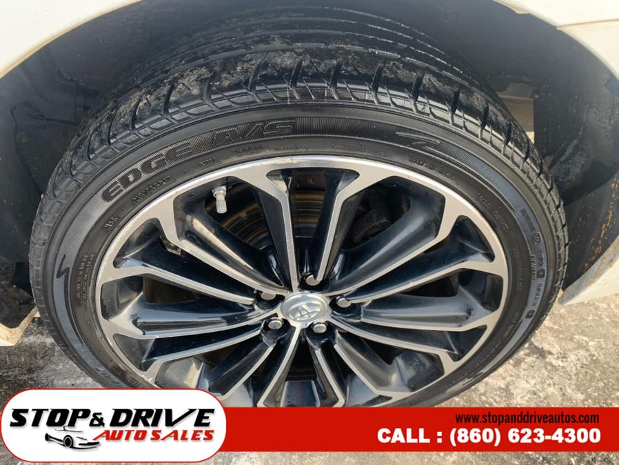 2015 Toyota Corolla 4dr Sdn CVT LE (Natl), available for sale in East Windsor, Connecticut | Stop & Drive Auto Sales. East Windsor, Connecticut 2015 Toyota Corolla 4dr Sdn CVT LE (Natl), available for sale in East Windsor, Connecticut | Stop & Drive Auto Sales. East Windsor, Connecticut