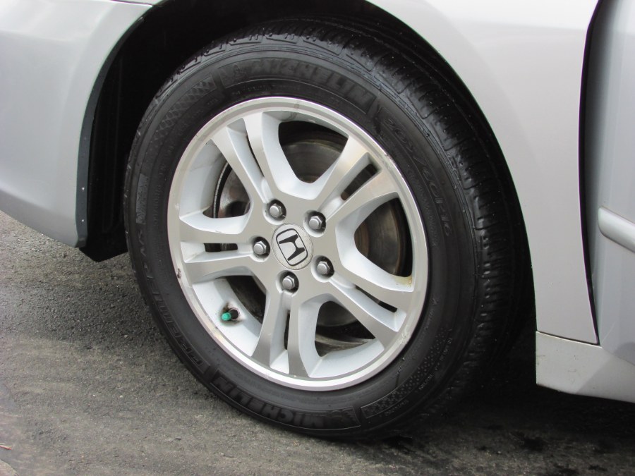 2007 Honda Accord Sdn 4dr I4 AT EX-L, available for sale in East Windsor, Connecticut | United Auto Sales of E Windsor, Inc. East Windsor, Connecticut 2007 Honda Accord Sdn 4dr I4 AT EX-L, available for sale in East Windsor, Connecticut | United Auto Sales of E Windsor, Inc. East Windsor, Connecticut