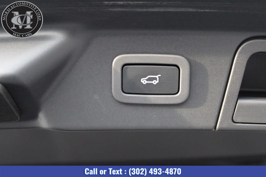 Used Land Rover Range Rover Velar R-Dynamic SE 2018 | Morsi Automotive Corp. New Castle, Delaware Used Land Rover Range Rover Velar R-Dynamic SE 2018 | Morsi Automotive Corp. New Castle, Delaware
