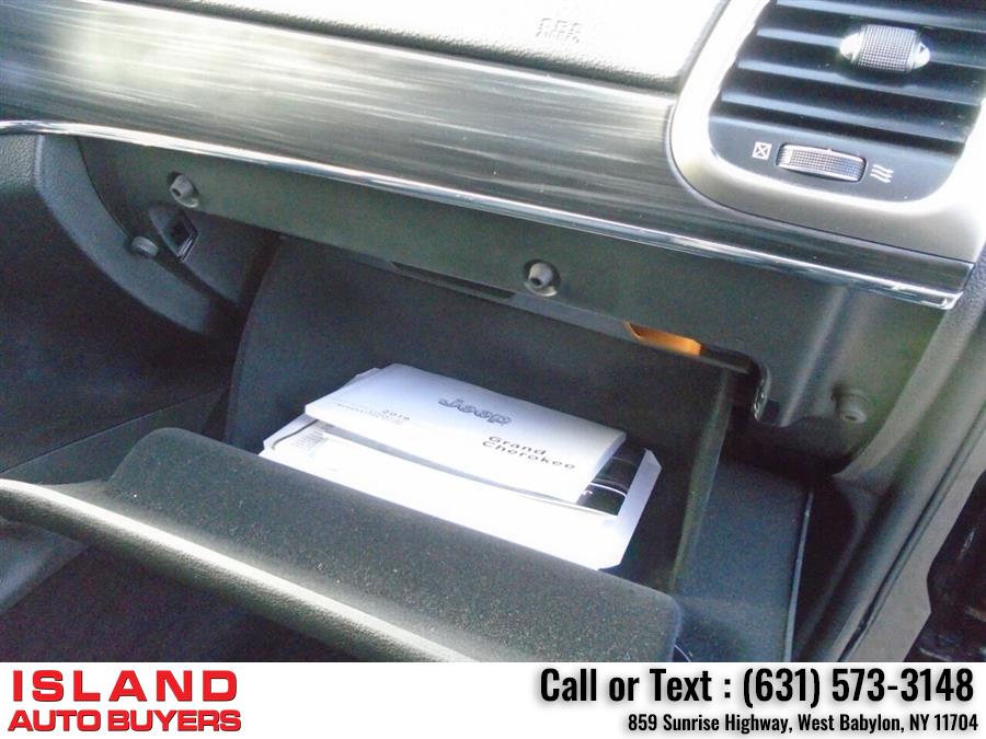 Used Jeep Grand Cherokee Limited 4x4 4dr SUV 2019 | Island Auto Buyers. West Babylon, New York Used Jeep Grand Cherokee Limited 4x4 4dr SUV 2019 | Island Auto Buyers. West Babylon, New York