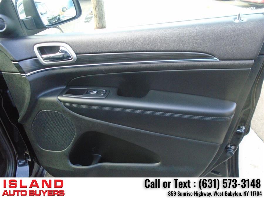 Used Jeep Grand Cherokee Limited 4x4 4dr SUV 2019 | Island Auto Buyers. West Babylon, New York Used Jeep Grand Cherokee Limited 4x4 4dr SUV 2019 | Island Auto Buyers. West Babylon, New York