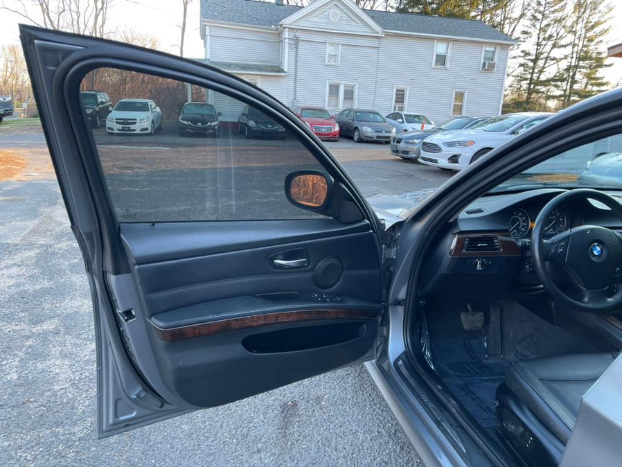 2011 BMW 3 Series 4dr Sdn 328i xDrive AWD SULEV, available for sale in East Windsor, Connecticut | Toro Auto. East Windsor, Connecticut 2011 BMW 3 Series 4dr Sdn 328i xDrive AWD SULEV, available for sale in East Windsor, Connecticut | Toro Auto. East Windsor, Connecticut