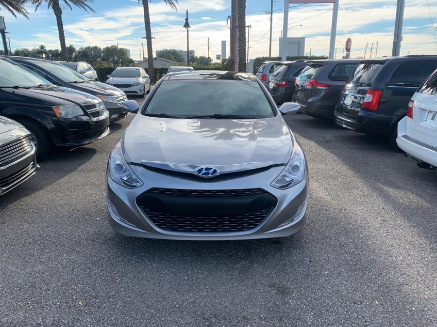 2014 Hyundai Sonata Hybrid 4dr Sdn Limited, available for sale in Kissimmee, Florida | Central florida Auto Trader. Kissimmee, Florida