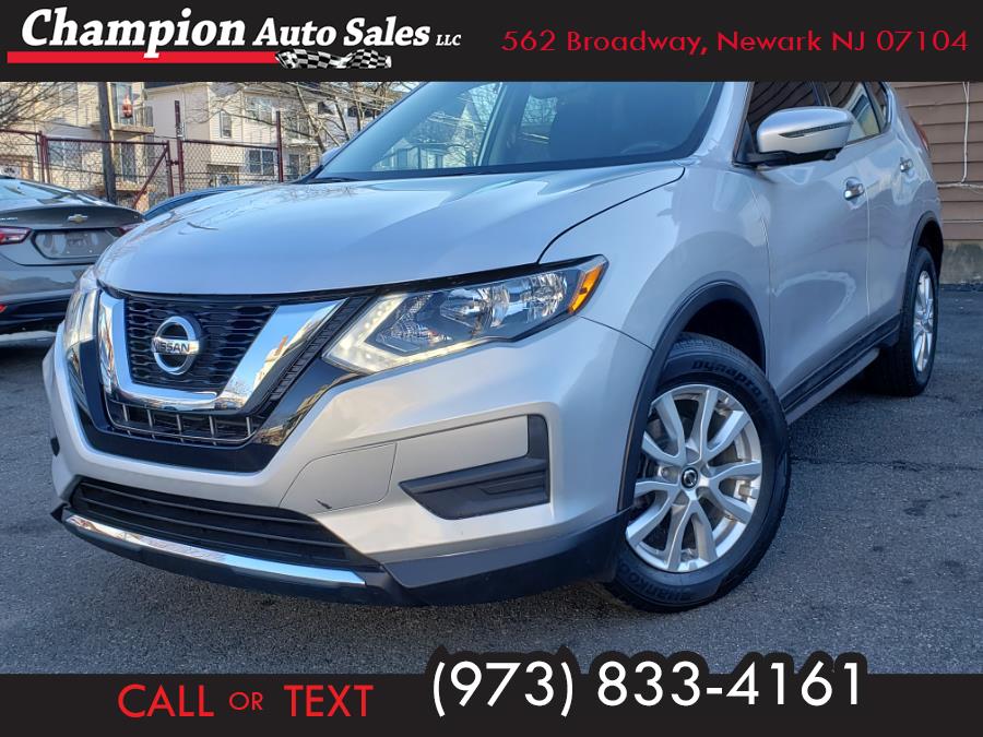 2017 Nissan Rogue AWD SV, available for sale in Newark , New Jersey | Champion Used Auto Sales 2. Newark , New Jersey