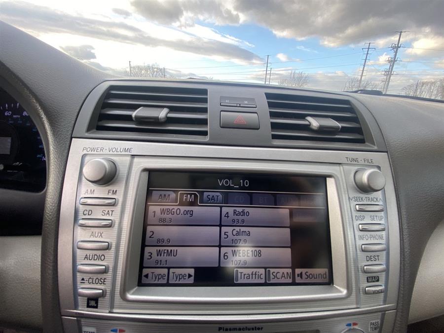 2011 Toyota Camry 4dr Sdn I4 Auto XLE (Natl), available for sale in Stratford, Connecticut | Wiz Leasing Inc. Stratford, Connecticut 2011 Toyota Camry 4dr Sdn I4 Auto XLE (Natl), available for sale in Stratford, Connecticut | Wiz Leasing Inc. Stratford, Connecticut