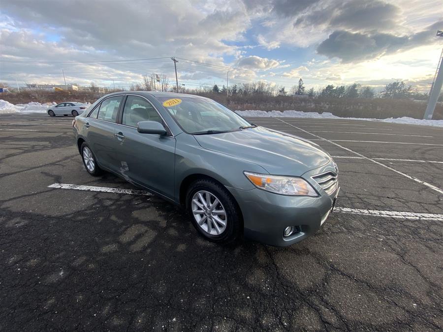 2011 Toyota Camry 4dr Sdn I4 Auto XLE (Natl), available for sale in Stratford, Connecticut | Wiz Leasing Inc. Stratford, Connecticut 2011 Toyota Camry 4dr Sdn I4 Auto XLE (Natl), available for sale in Stratford, Connecticut | Wiz Leasing Inc. Stratford, Connecticut