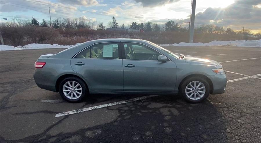 2011 Toyota Camry 4dr Sdn I4 Auto XLE (Natl), available for sale in Stratford, Connecticut | Wiz Leasing Inc. Stratford, Connecticut 2011 Toyota Camry 4dr Sdn I4 Auto XLE (Natl), available for sale in Stratford, Connecticut | Wiz Leasing Inc. Stratford, Connecticut