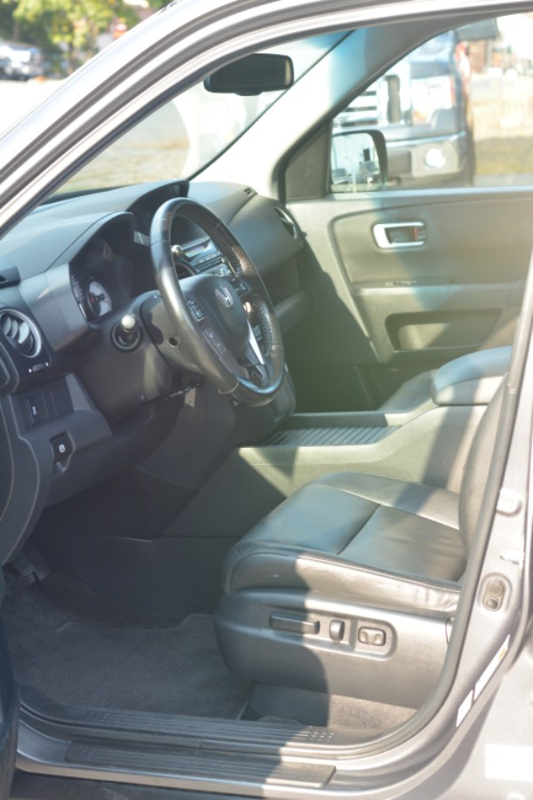2012 Honda Pilot 4WD 4dr EX-L, available for sale in Ashland, Massachusetts | New Beginning Auto Service Inc. Ashland, Massachusetts 2012 Honda Pilot 4WD 4dr EX-L, available for sale in Ashland, Massachusetts | New Beginning Auto Service Inc. Ashland, Massachusetts