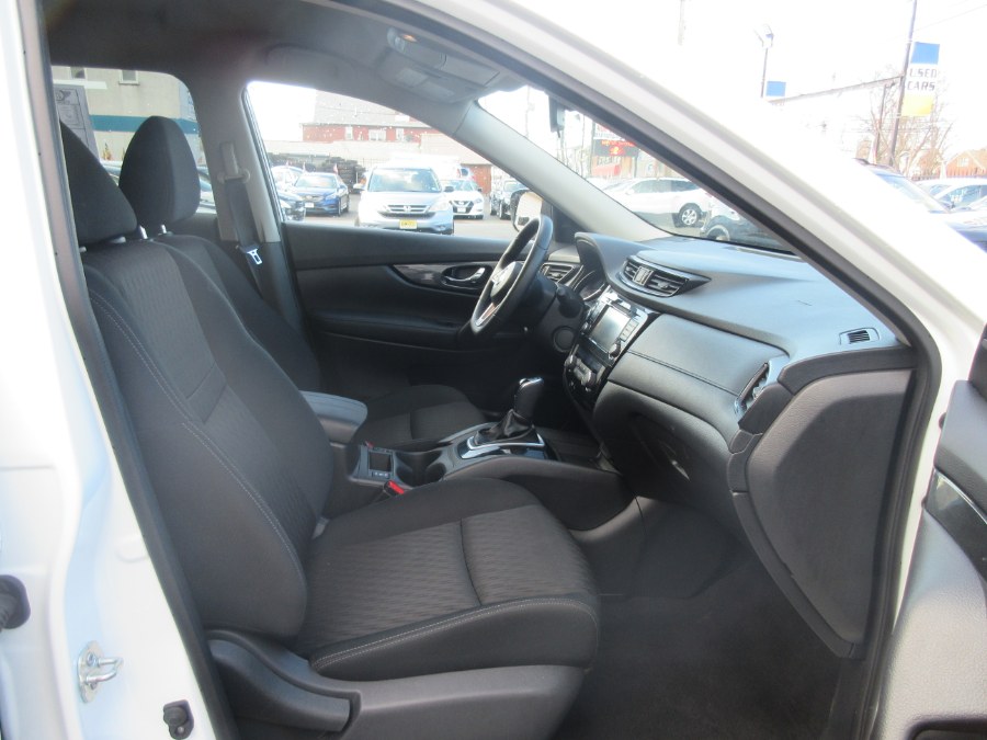 2020 Nissan Rogue AWD SV, available for sale in Linden, New Jersey | Route 27 Auto Mall. Linden, New Jersey 2020 Nissan Rogue AWD SV, available for sale in Linden, New Jersey | Route 27 Auto Mall. Linden, New Jersey