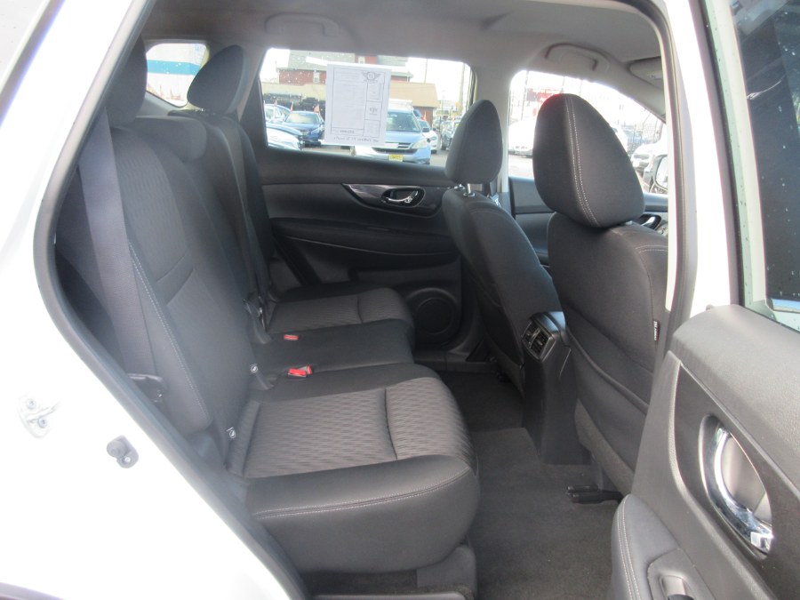 2020 Nissan Rogue AWD SV, available for sale in Linden, New Jersey | Route 27 Auto Mall. Linden, New Jersey 2020 Nissan Rogue AWD SV, available for sale in Linden, New Jersey | Route 27 Auto Mall. Linden, New Jersey