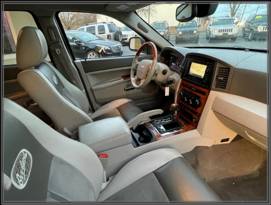 2006 Jeep Grand Cherokee 4dr Overland 4WD, available for sale in Huntington Station, New York | My Auto Inc.. Huntington Station, New York 2006 Jeep Grand Cherokee 4dr Overland 4WD, available for sale in Huntington Station, New York | My Auto Inc.. Huntington Station, New York