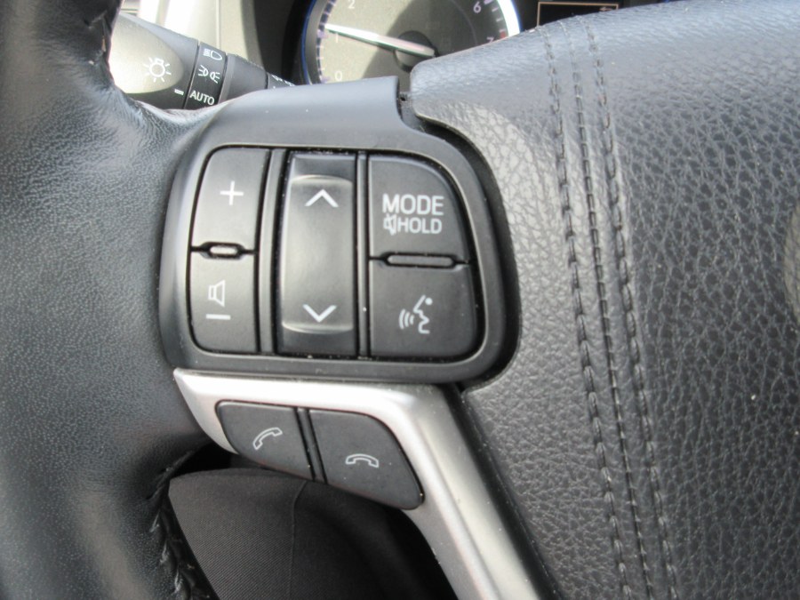 2018 Toyota Highlander XLE V6 AWD (Natl), available for sale in Linden, New Jersey | Route 27 Auto Mall. Linden, New Jersey 2018 Toyota Highlander XLE V6 AWD (Natl), available for sale in Linden, New Jersey | Route 27 Auto Mall. Linden, New Jersey