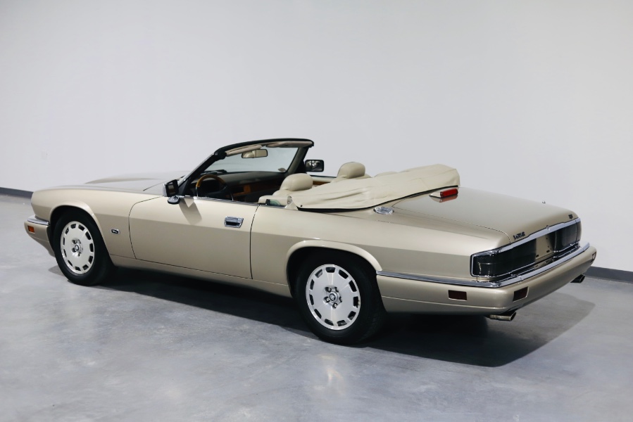 1996 Jaguar XJS Convertible 2dr 4.0L Convertible, available for sale in North Salem, New York | Meccanic Shop North Inc. North Salem, New York 1996 Jaguar XJS Convertible 2dr 4.0L Convertible, available for sale in North Salem, New York | Meccanic Shop North Inc. North Salem, New York