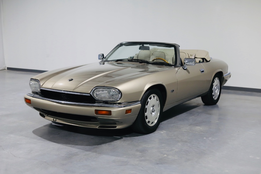 1996 Jaguar XJS Convertible 2dr 4.0L Convertible, available for sale in North Salem, New York | Meccanic Shop North Inc. North Salem, New York 1996 Jaguar XJS Convertible 2dr 4.0L Convertible, available for sale in North Salem, New York | Meccanic Shop North Inc. North Salem, New York