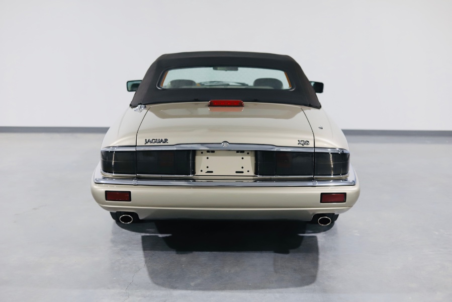 1996 Jaguar XJS Convertible 2dr 4.0L Convertible, available for sale in North Salem, New York | Meccanic Shop North Inc. North Salem, New York 1996 Jaguar XJS Convertible 2dr 4.0L Convertible, available for sale in North Salem, New York | Meccanic Shop North Inc. North Salem, New York