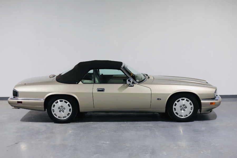 1996 Jaguar XJS Convertible 2dr 4.0L Convertible, available for sale in North Salem, New York | Meccanic Shop North Inc. North Salem, New York 1996 Jaguar XJS Convertible 2dr 4.0L Convertible, available for sale in North Salem, New York | Meccanic Shop North Inc. North Salem, New York