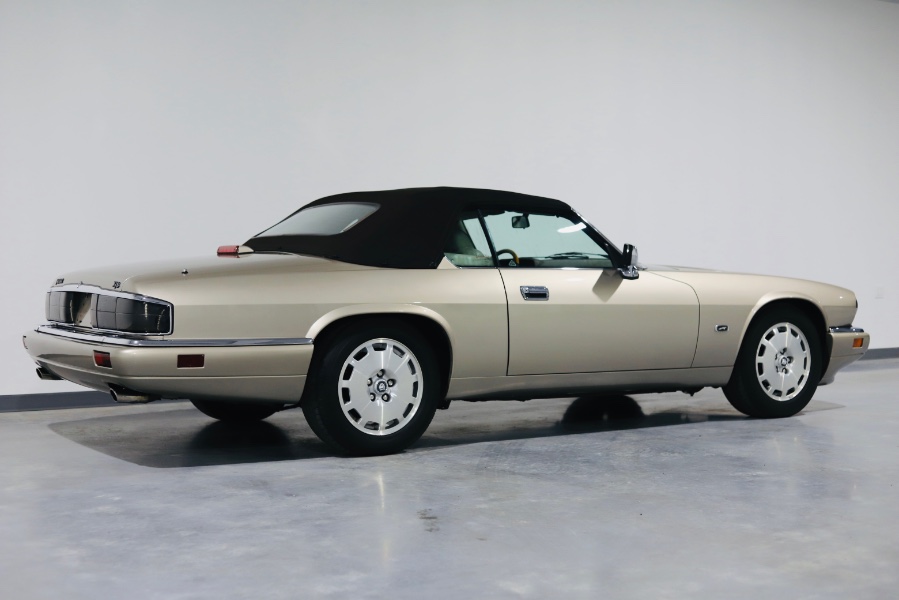 1996 Jaguar XJS Convertible 2dr 4.0L Convertible, available for sale in North Salem, New York | Meccanic Shop North Inc. North Salem, New York 1996 Jaguar XJS Convertible 2dr 4.0L Convertible, available for sale in North Salem, New York | Meccanic Shop North Inc. North Salem, New York