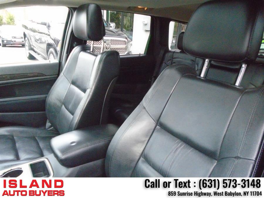 Used Jeep Grand Cherokee Laredo 4x4 4dr SUV 2013 | Island Auto Buyers. West Babylon, New York Used Jeep Grand Cherokee Laredo 4x4 4dr SUV 2013 | Island Auto Buyers. West Babylon, New York