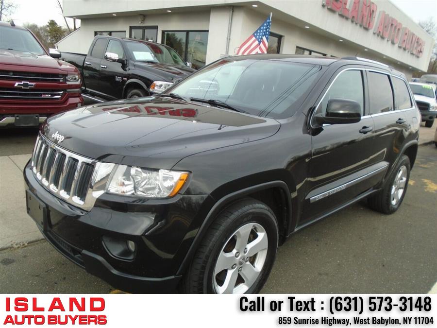 Used Jeep Grand Cherokee Laredo 4x4 4dr SUV 2013 | Island Auto Buyers. West Babylon, New York Used Jeep Grand Cherokee Laredo 4x4 4dr SUV 2013 | Island Auto Buyers. West Babylon, New York