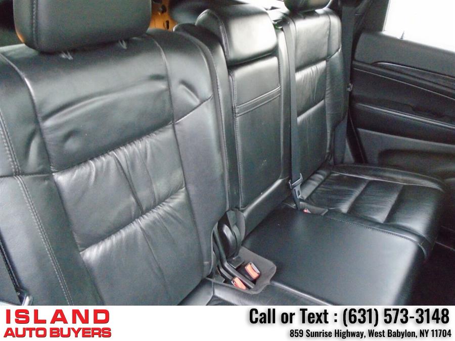 Used Jeep Grand Cherokee Laredo 4x4 4dr SUV 2013 | Island Auto Buyers. West Babylon, New York Used Jeep Grand Cherokee Laredo 4x4 4dr SUV 2013 | Island Auto Buyers. West Babylon, New York