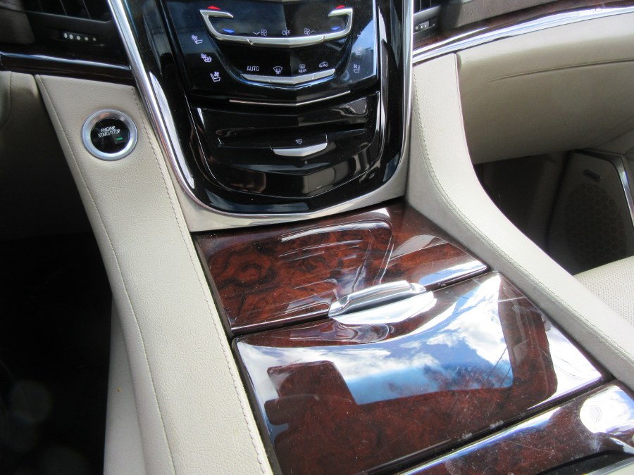 2015 Cadillac Escalade 4WD 4dr Luxury, available for sale in Little Ferry, New Jersey | Royalty Auto Sales. Little Ferry, New Jersey 2015 Cadillac Escalade 4WD 4dr Luxury, available for sale in Little Ferry, New Jersey | Royalty Auto Sales. Little Ferry, New Jersey