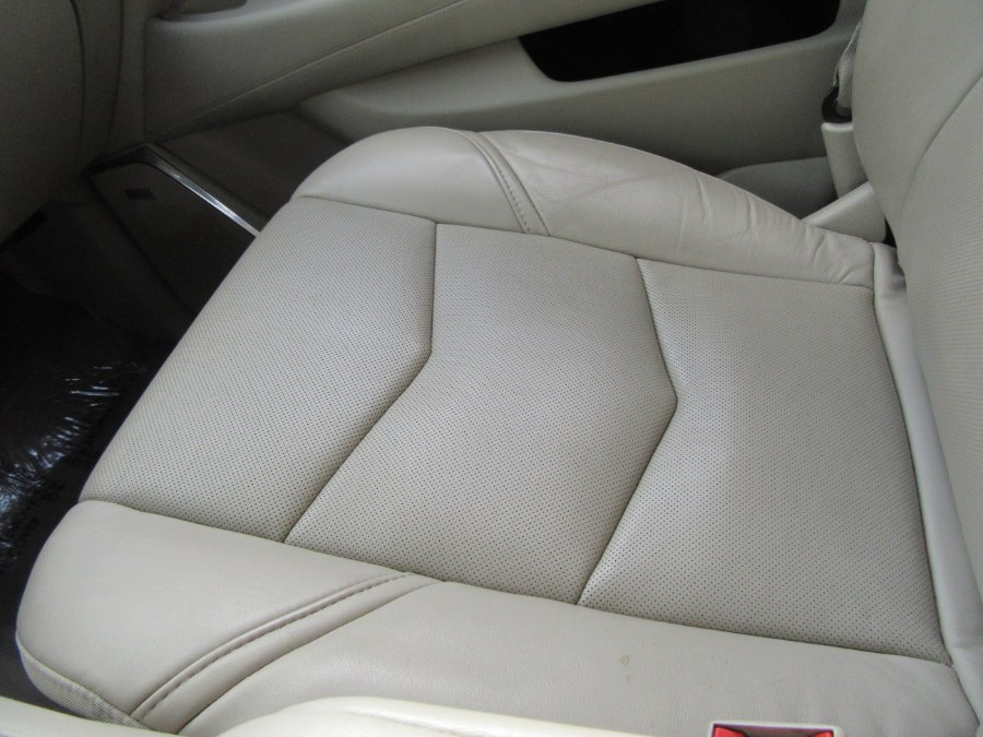2015 Cadillac Escalade 4WD 4dr Luxury, available for sale in Little Ferry, New Jersey | Royalty Auto Sales. Little Ferry, New Jersey 2015 Cadillac Escalade 4WD 4dr Luxury, available for sale in Little Ferry, New Jersey | Royalty Auto Sales. Little Ferry, New Jersey