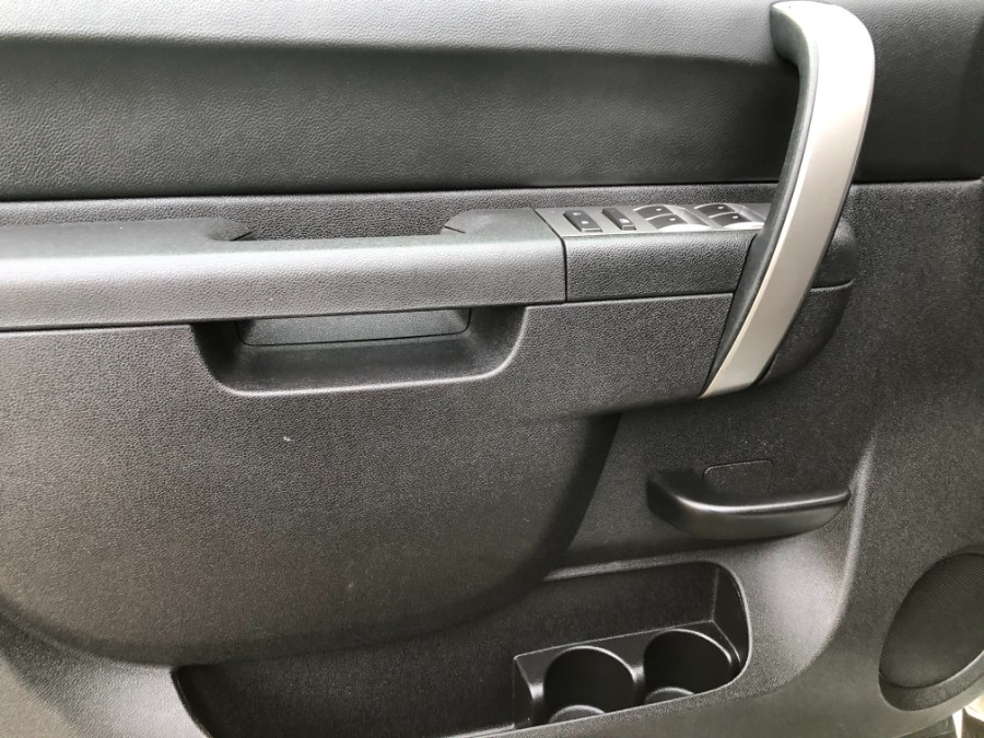 2013 GMC Sierra 1500 4WD Crew Cab 143.5" SLE, available for sale in Bristol, Connecticut | Bristol Auto Center LLC. Bristol, Connecticut 2013 GMC Sierra 1500 4WD Crew Cab 143.5" SLE, available for sale in Bristol, Connecticut | Bristol Auto Center LLC. Bristol, Connecticut
