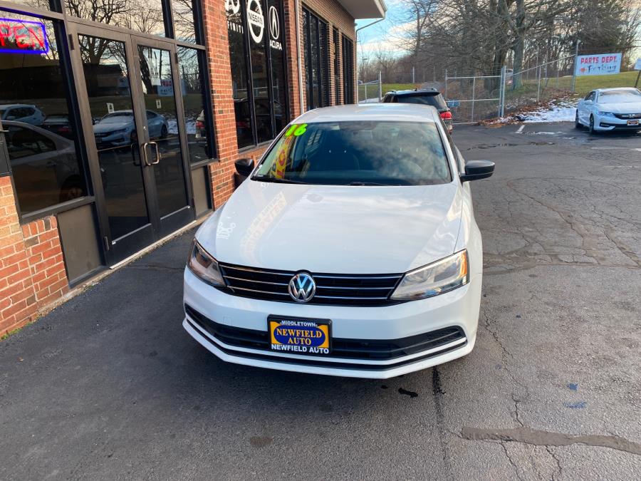 2016 Volkswagen Jetta Sedan 4dr Auto 1.4T S, available for sale in Middletown, Connecticut | Newfield Auto Sales. Middletown, Connecticut