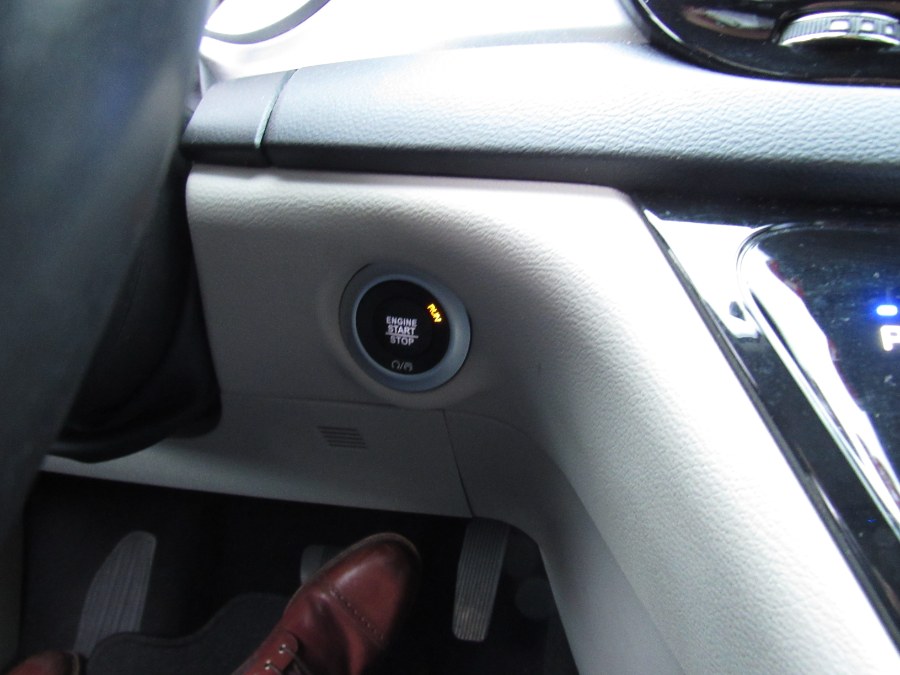 Used Chrysler Pacifica Touring L FWD 2020 | NJ Used Cars Center. Irvington, New Jersey Used Chrysler Pacifica Touring L FWD 2020 | NJ Used Cars Center. Irvington, New Jersey