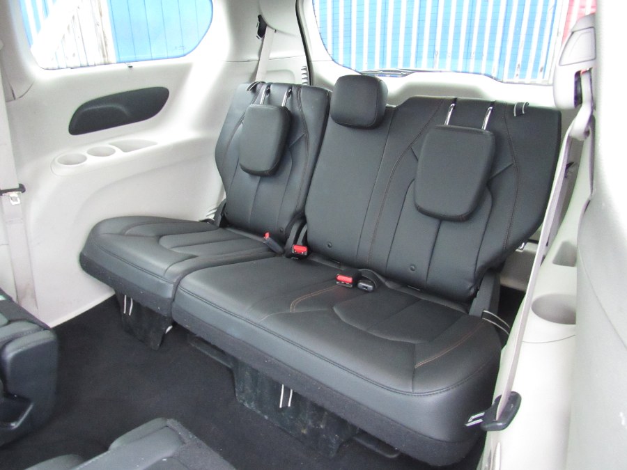 Used Chrysler Pacifica Touring L FWD 2020 | NJ Used Cars Center. Irvington, New Jersey Used Chrysler Pacifica Touring L FWD 2020 | NJ Used Cars Center. Irvington, New Jersey
