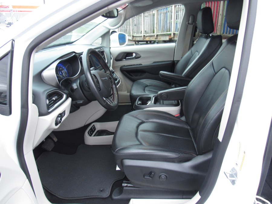 Used Chrysler Pacifica Touring L FWD 2020 | NJ Used Cars Center. Irvington, New Jersey Used Chrysler Pacifica Touring L FWD 2020 | NJ Used Cars Center. Irvington, New Jersey