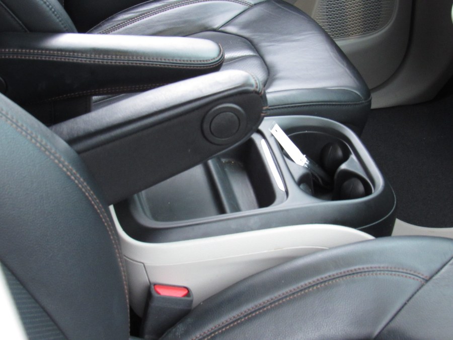 Used Chrysler Pacifica Touring L FWD 2020 | NJ Used Cars Center. Irvington, New Jersey Used Chrysler Pacifica Touring L FWD 2020 | NJ Used Cars Center. Irvington, New Jersey