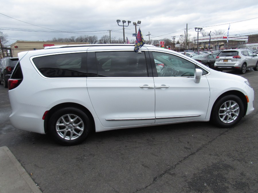 Used Chrysler Pacifica Touring L FWD 2020 | NJ Used Cars Center. Irvington, New Jersey Used Chrysler Pacifica Touring L FWD 2020 | NJ Used Cars Center. Irvington, New Jersey