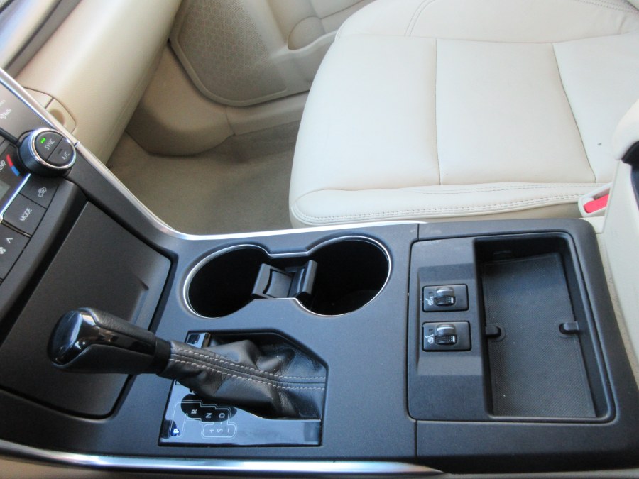 2016 Toyota Camry 4dr Sdn I4 Auto XLE (Natl), available for sale in Linden, New Jersey | Route 27 Auto Mall. Linden, New Jersey 2016 Toyota Camry 4dr Sdn I4 Auto XLE (Natl), available for sale in Linden, New Jersey | Route 27 Auto Mall. Linden, New Jersey