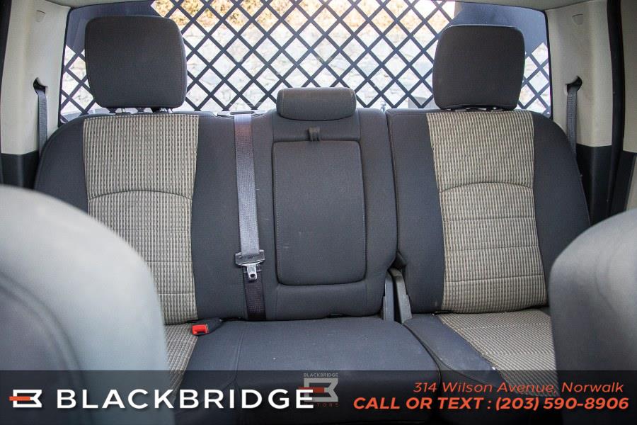 Used Ram 3500 2WD Crew Cab 172" WB 60" CA SLT 2012 | Black Bridge Motors, LLC. Norwalk, Connecticut Used Ram 3500 2WD Crew Cab 172" WB 60" CA SLT 2012 | Black Bridge Motors, LLC. Norwalk, Connecticut