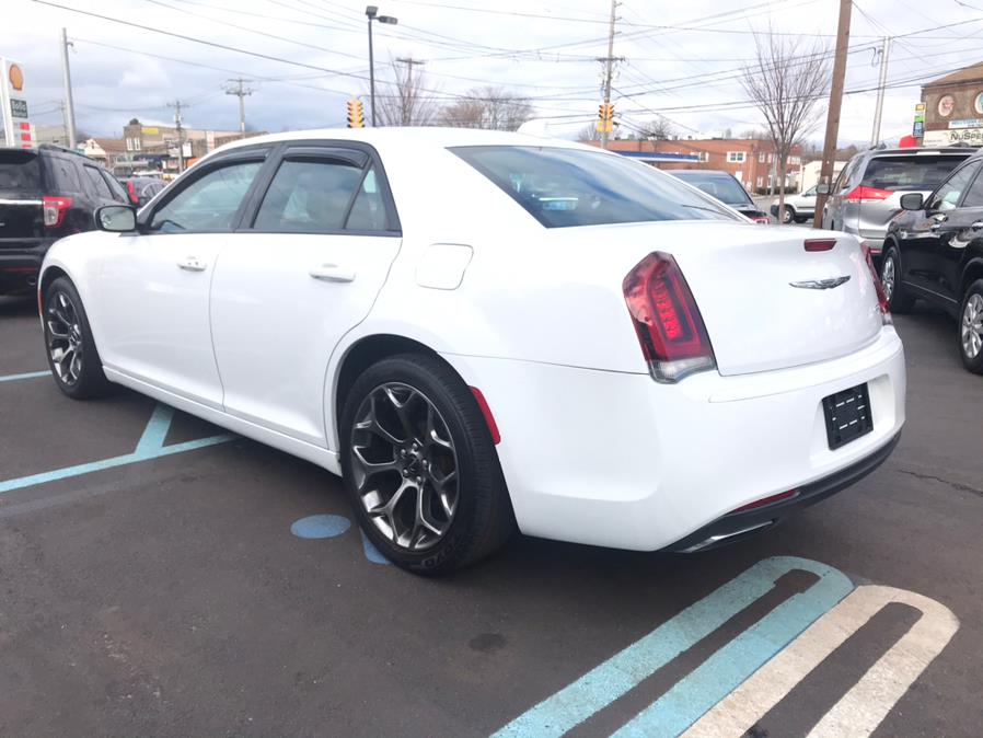 Used Chrysler 300 4dr Sdn 300S RWD 2015 | Sunrise Auto Sales of Elmont. Elmont, New York Used Chrysler 300 4dr Sdn 300S RWD 2015 | Sunrise Auto Sales of Elmont. Elmont, New York