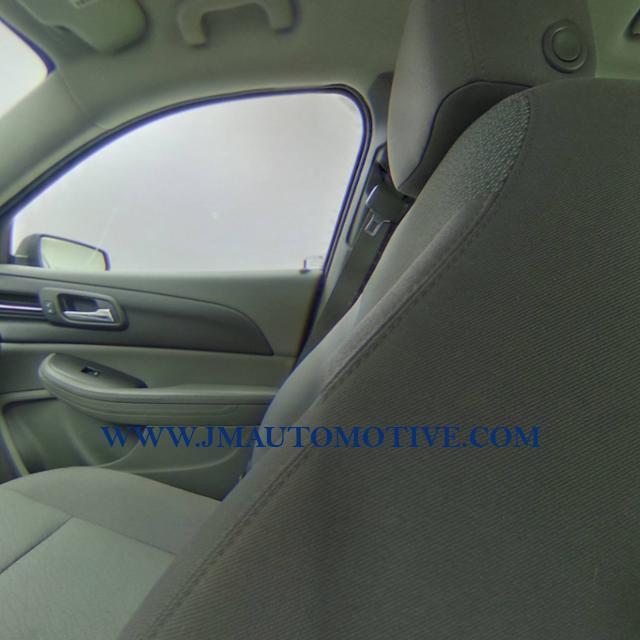 2013 Chevrolet Malibu 4dr Sdn LS w/1LS, available for sale in Naugatuck, Connecticut | J&M Automotive Sls&Svc LLC. Naugatuck, Connecticut 2013 Chevrolet Malibu 4dr Sdn LS w/1LS, available for sale in Naugatuck, Connecticut | J&M Automotive Sls&Svc LLC. Naugatuck, Connecticut
