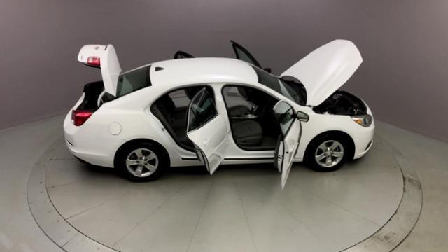 2013 Chevrolet Malibu 4dr Sdn LS w/1LS, available for sale in Naugatuck, Connecticut | J&M Automotive Sls&Svc LLC. Naugatuck, Connecticut 2013 Chevrolet Malibu 4dr Sdn LS w/1LS, available for sale in Naugatuck, Connecticut | J&M Automotive Sls&Svc LLC. Naugatuck, Connecticut