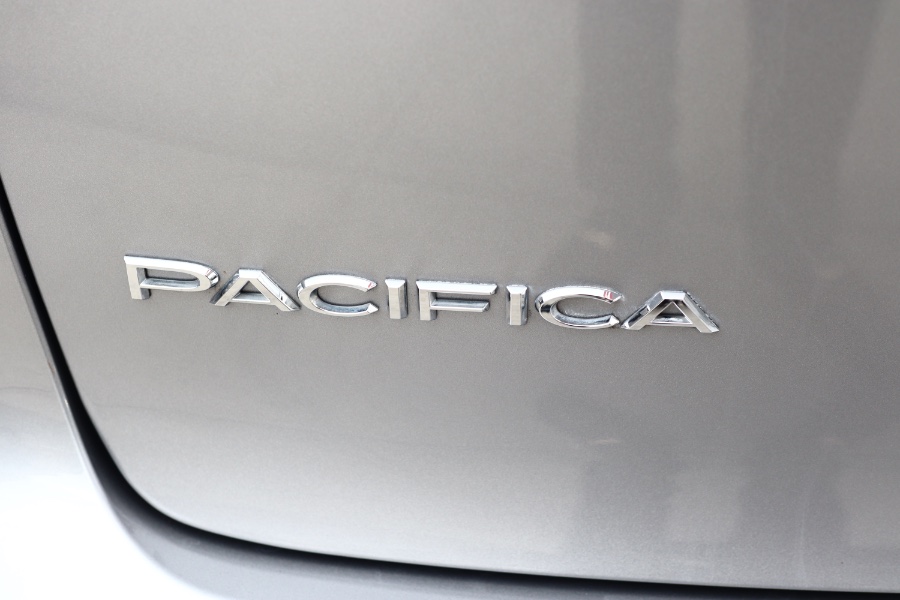 Used Chrysler Pacifica LX FWD 2017 | Hillside Auto Mall Inc.. Jamaica, New York Used Chrysler Pacifica LX FWD 2017 | Hillside Auto Mall Inc.. Jamaica, New York