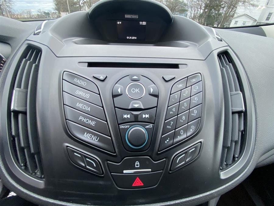 2014 Ford Escape 4WD 4dr SE, available for sale in Stratford, Connecticut | Wiz Leasing Inc. Stratford, Connecticut 2014 Ford Escape 4WD 4dr SE, available for sale in Stratford, Connecticut | Wiz Leasing Inc. Stratford, Connecticut