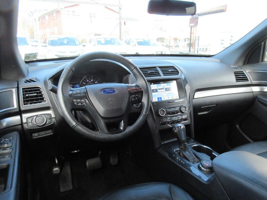 2018 Ford Explorer XLT 4WD, available for sale in Linden, New Jersey | Route 27 Auto Mall. Linden, New Jersey 2018 Ford Explorer XLT 4WD, available for sale in Linden, New Jersey | Route 27 Auto Mall. Linden, New Jersey