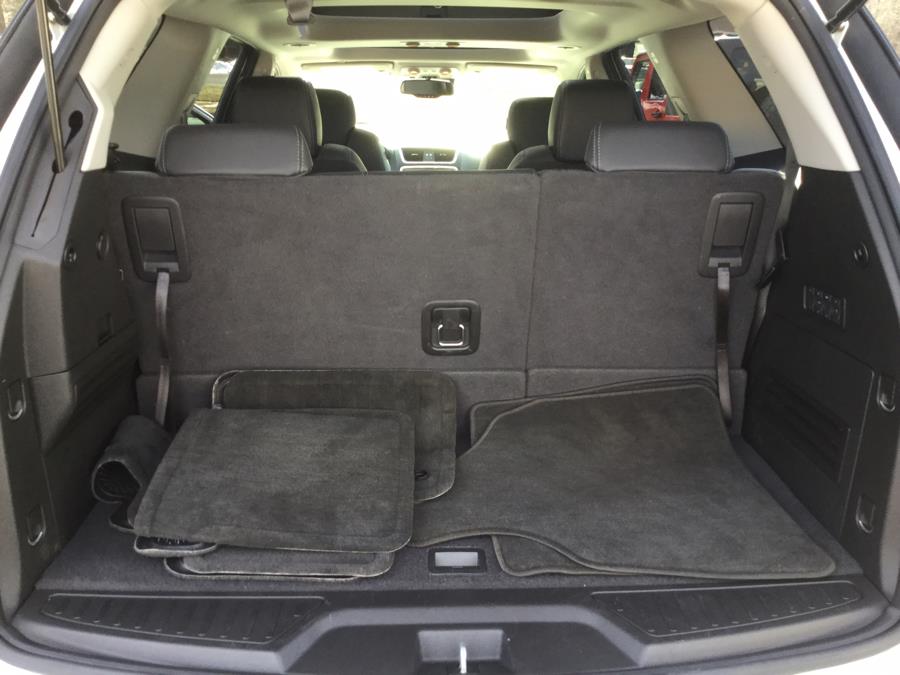 2014 GMC Acadia AWD 4dr Denali, available for sale in Plantsville, Connecticut | L&S Automotive LLC. Plantsville, Connecticut 2014 GMC Acadia AWD 4dr Denali, available for sale in Plantsville, Connecticut | L&S Automotive LLC. Plantsville, Connecticut