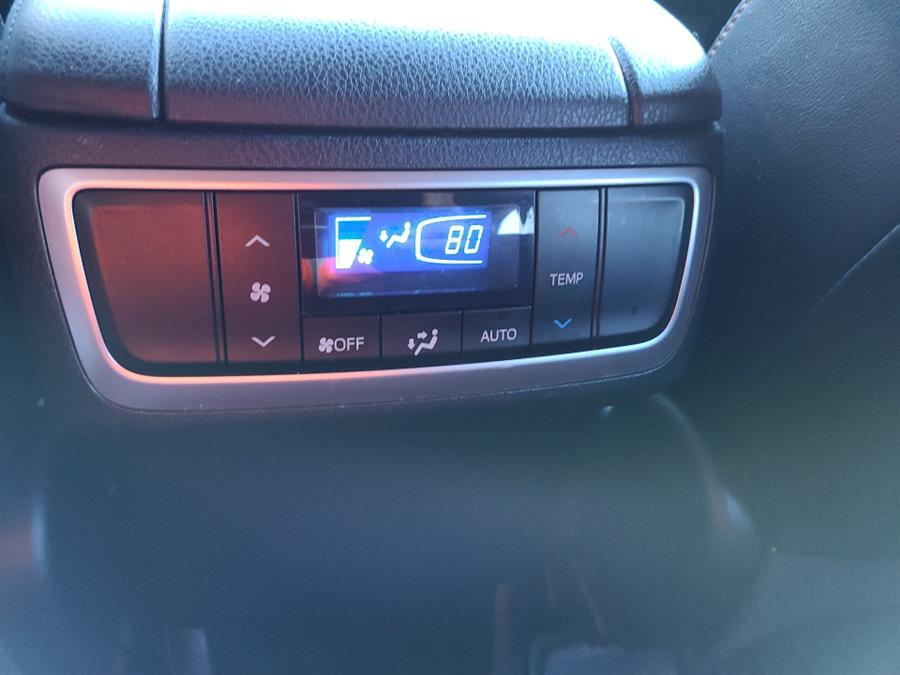 2015 Toyota Highlander AWD 4dr V6 LE, available for sale in Waterbury, Connecticut | National Auto Brokers, Inc.. Waterbury, Connecticut 2015 Toyota Highlander AWD 4dr V6 LE, available for sale in Waterbury, Connecticut | National Auto Brokers, Inc.. Waterbury, Connecticut